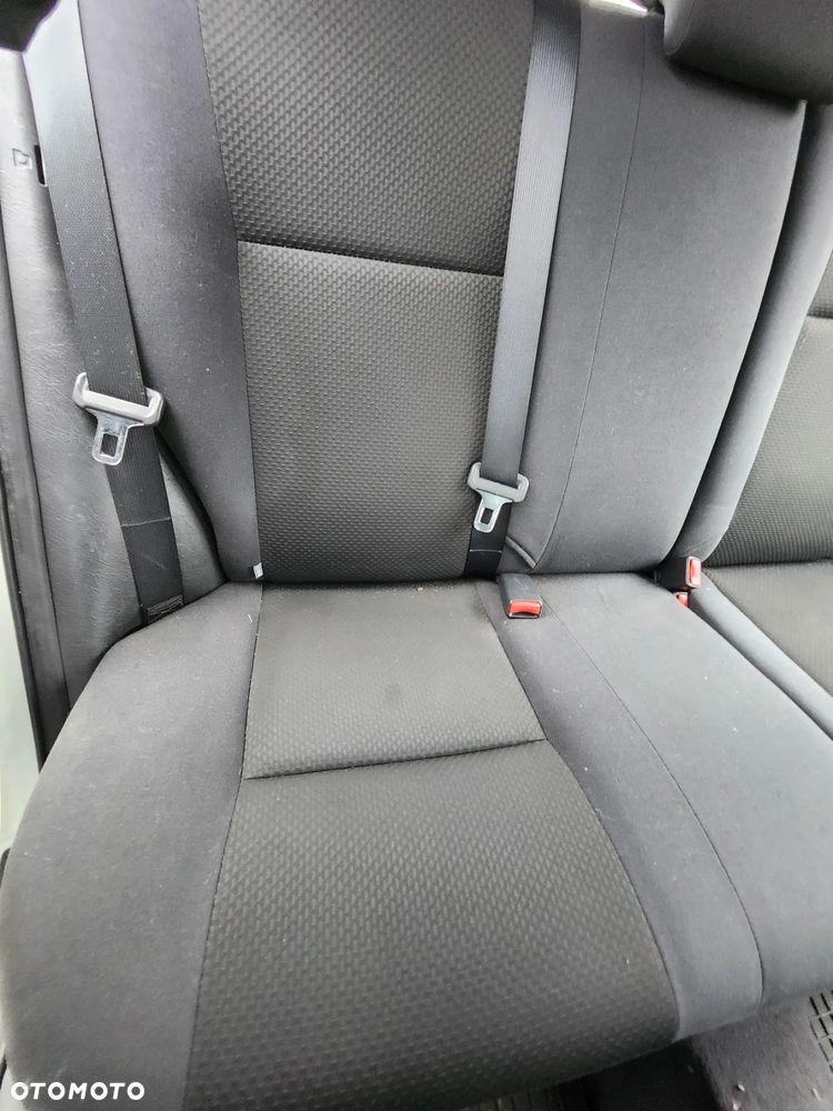 Toyota Corolla 1.6 VVT-i Sol (air6) - 6