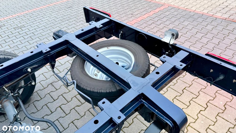 Mercedes-Benz Sprinter 319 - 18