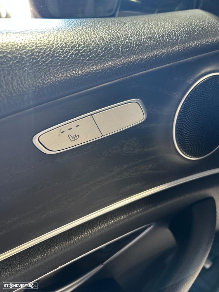 Mercedes-Benz E 200 d AMG Line - 16
