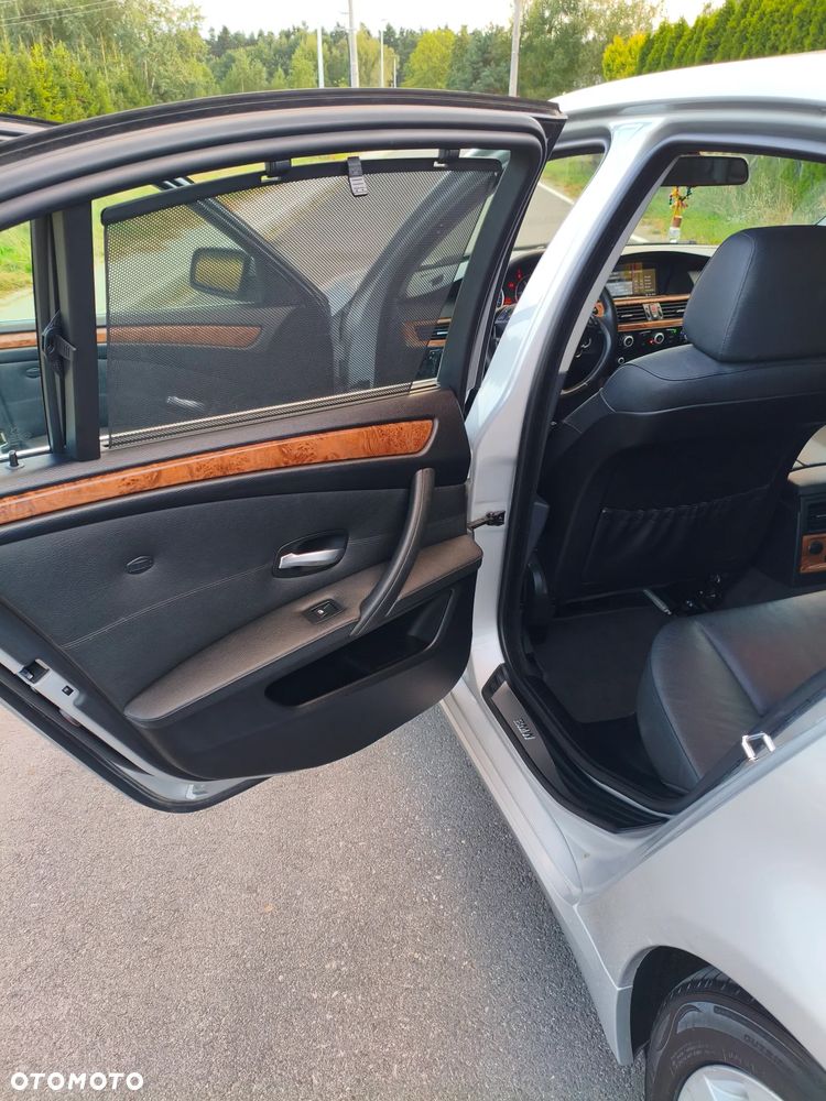 BMW Seria 5 520d - 6