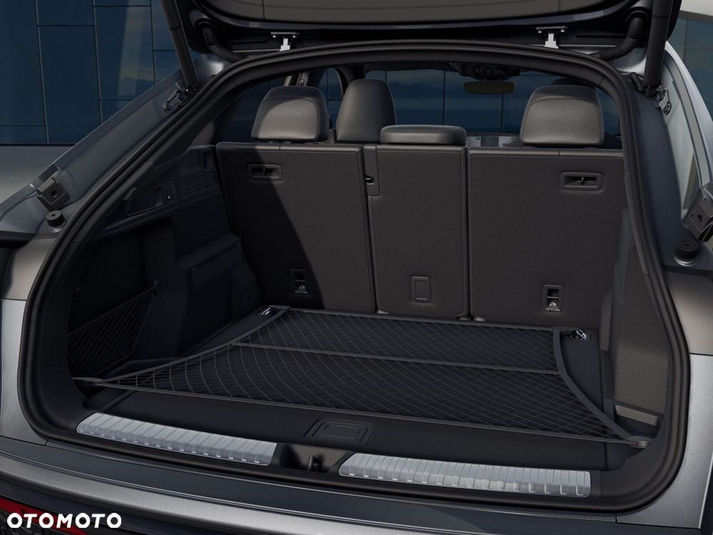 Audi Q5 Sportback - 9