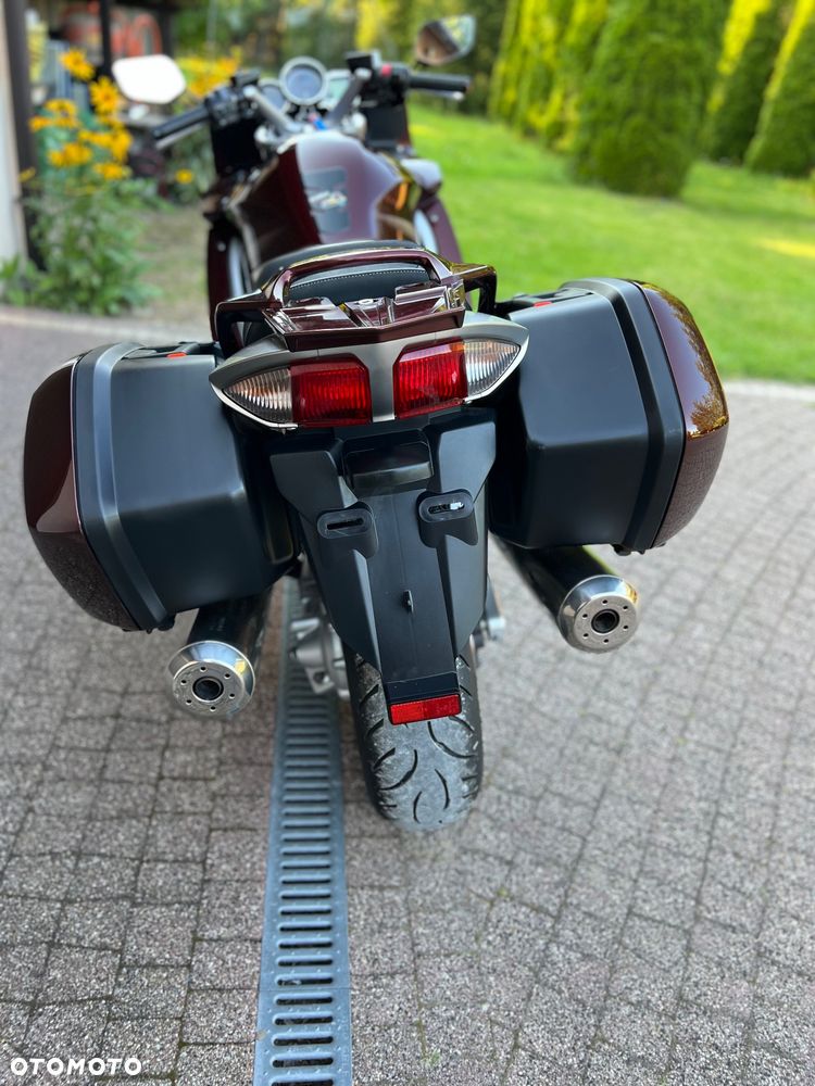 Yamaha FJR - 12