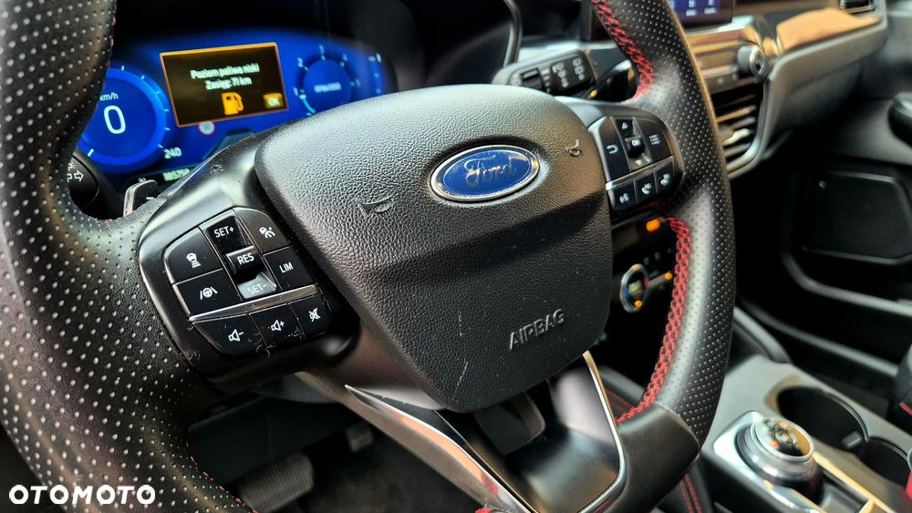 Ford Kuga 1.5 EcoBlue ST-LINE - 24