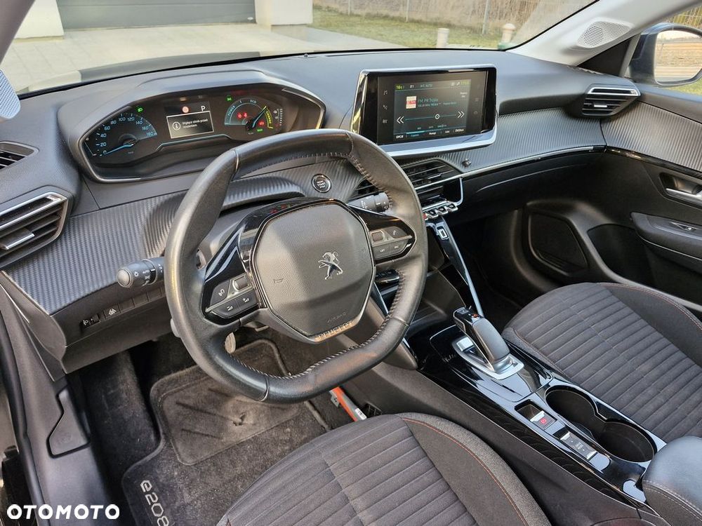 Peugeot 208 Active - 12