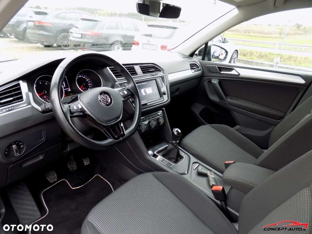 Volkswagen Tiguan - 18