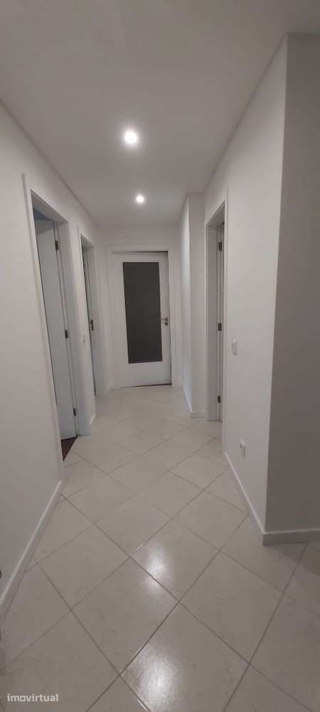 Apartamento T2 em S.Victor, Braga - Grande imagem: 4/17