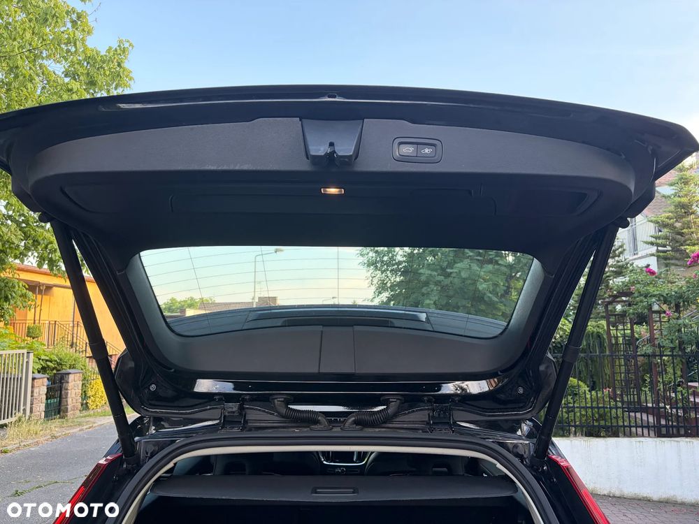 Volvo V60 D4 Inscription - 17