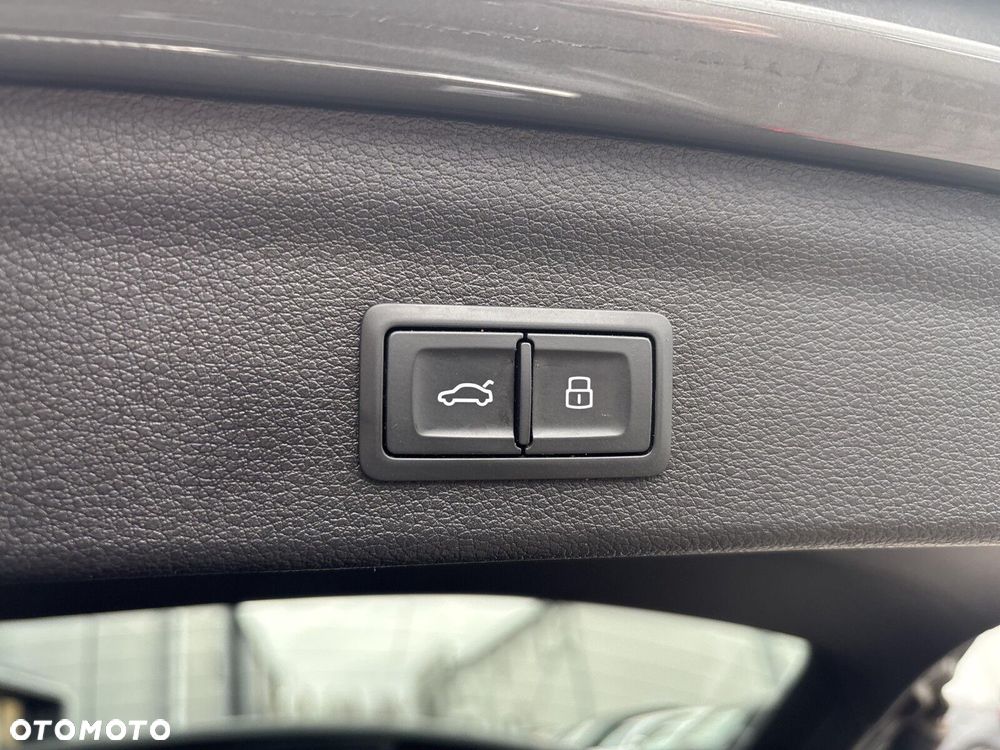 Audi Q3 40 TFSI Quattro S-Line S tronic - 30