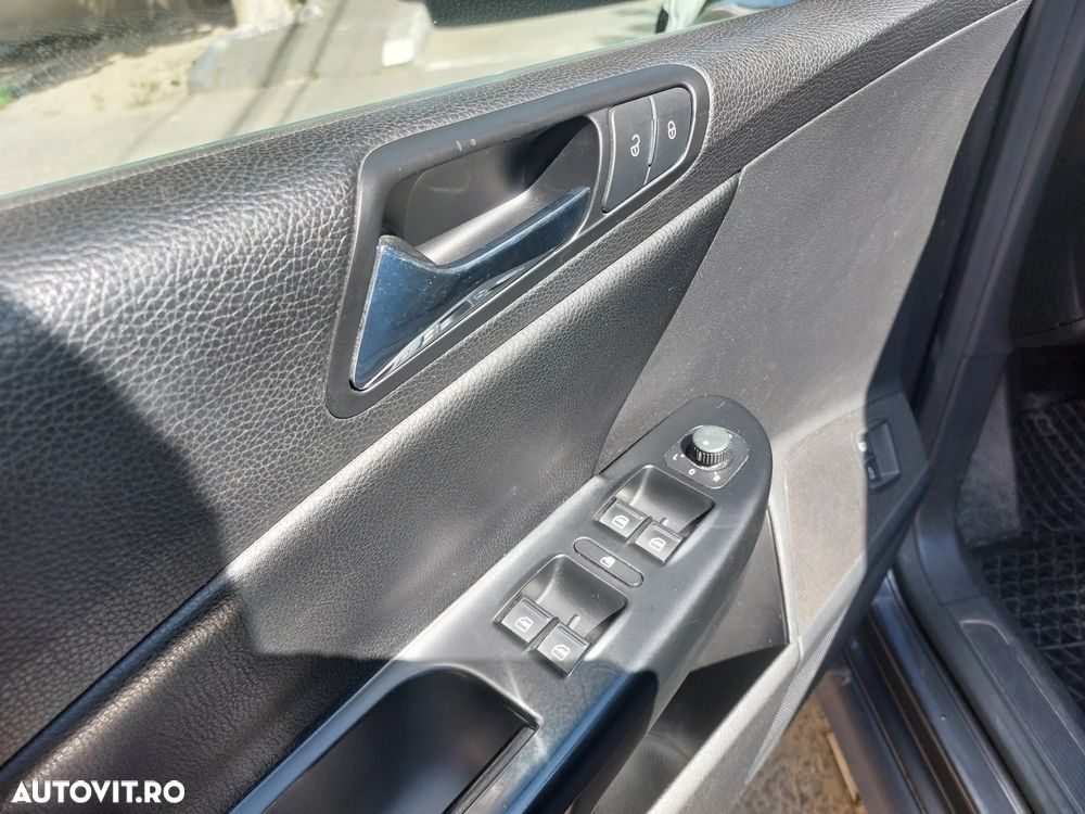 Volkswagen Passat 2.0 TDI Highline DPF - 9