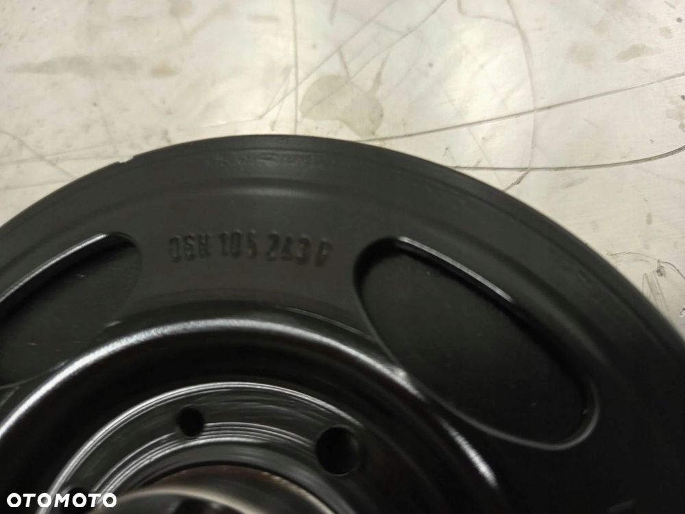 Koło pasowe wału korbowego Śruba Audi A4 B8 8K 1.8 TFSI 06H105243F - 4