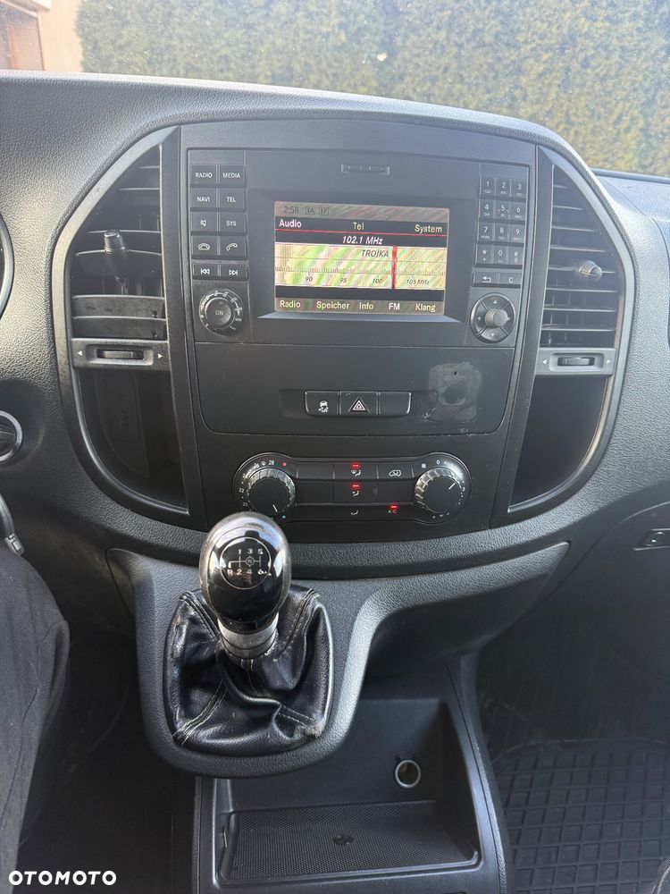 Mercedes-Benz Vito - 24