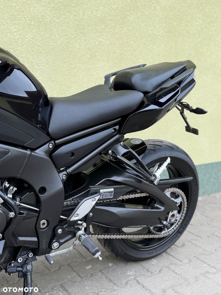 Yamaha FZ8 - 32