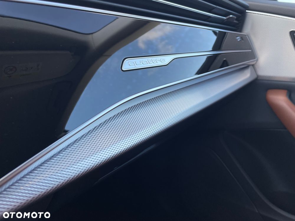 Audi Q8 SUV TFSI quattro 250 kW tiptronic S line business - 37