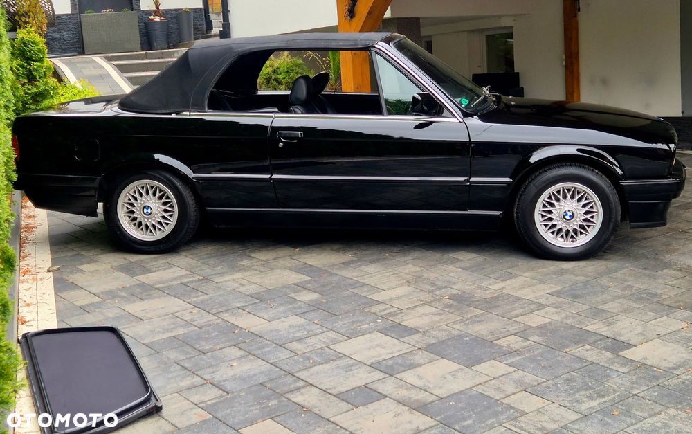 BMW Seria 3 320i - 3