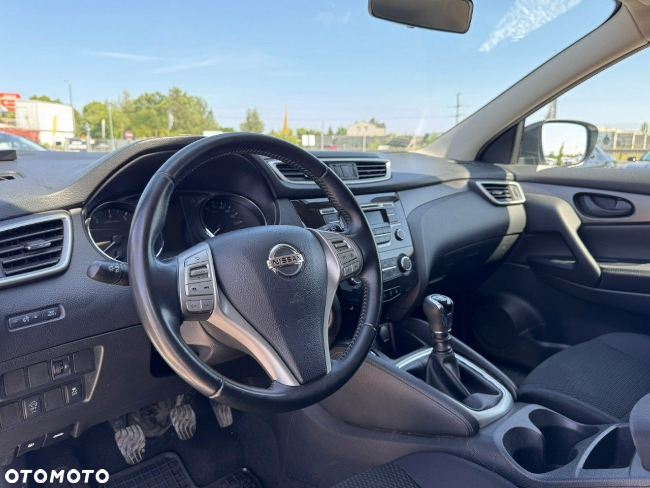 Nissan Qashqai - 10