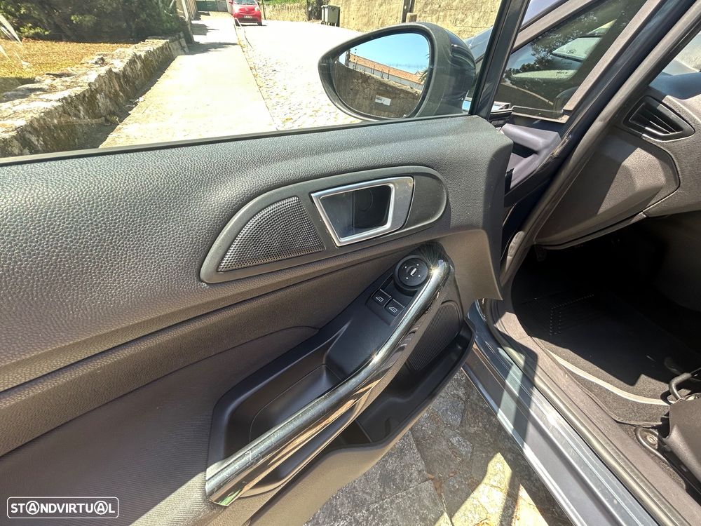 Ford Fiesta 1.0 Ti-VCT Titanium - 10
