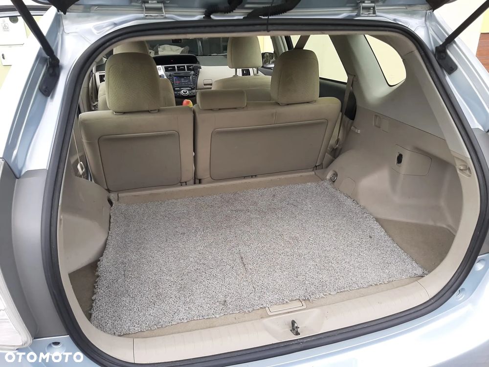 Toyota Prius+ ver--hybrid-life - 16