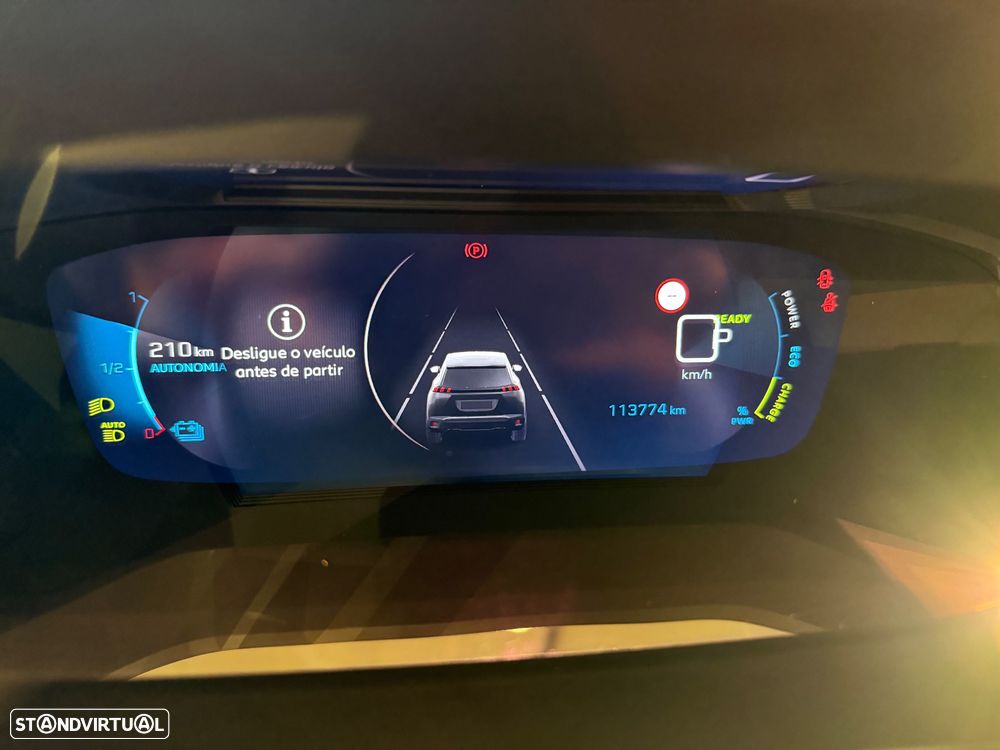 Peugeot e-2008 GT Pack - 39