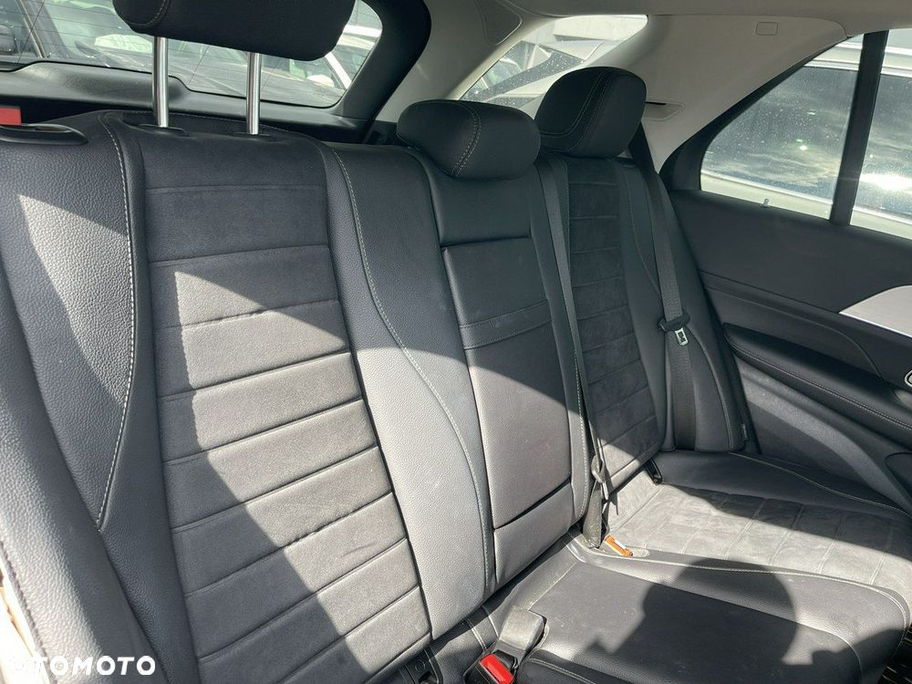 Mercedes-Benz GLE 450 d 4Matic 9G-TRONIC AMG Line Advanced Plus - 13