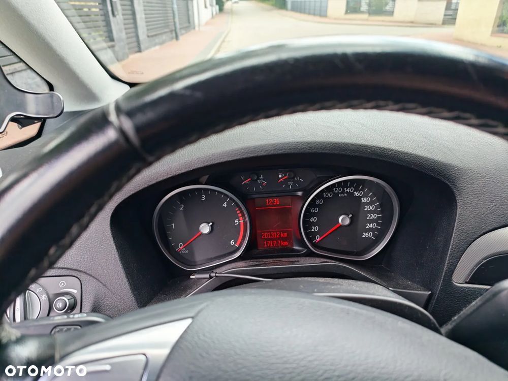 Ford Galaxy 2.0 TDCi Ghia - 8