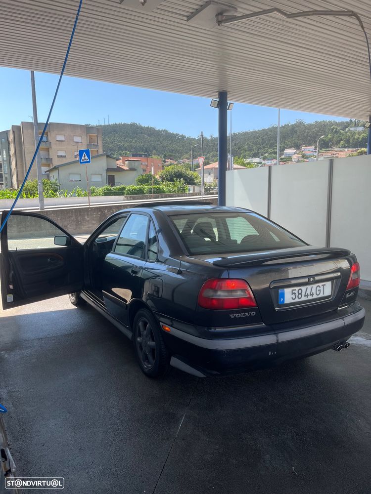 Volvo S40 2.0 - 3