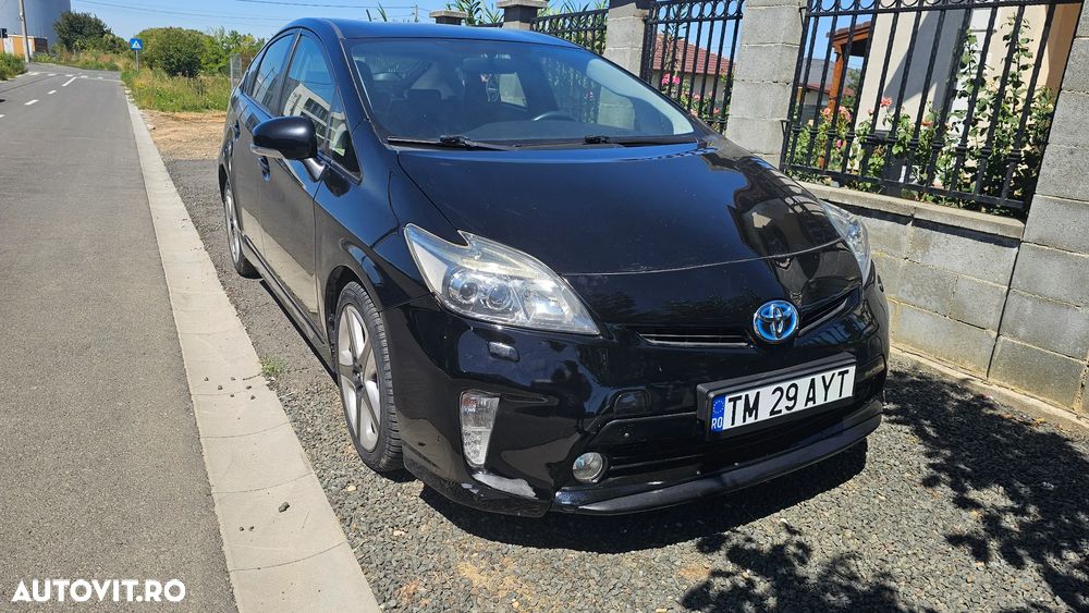 Toyota Prius (Hybrid) Sol - 1