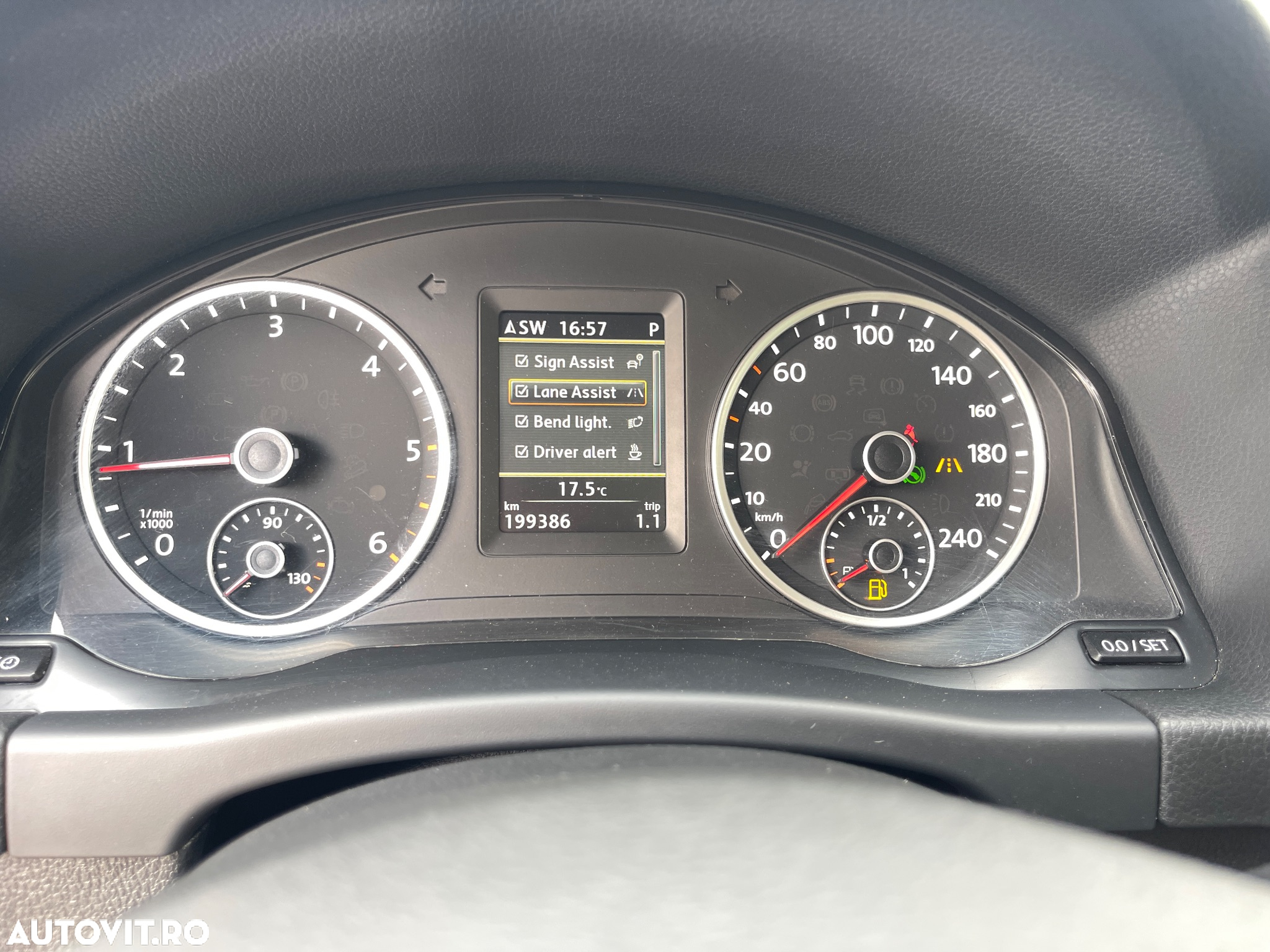 Volkswagen Tiguan 2.0 TDI DPF 4Motion BlueMotion Technology DSG Cup Sport & Style - 39
