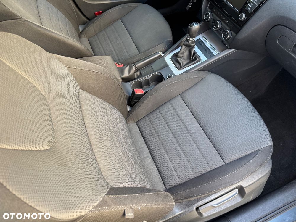 Skoda Octavia 1.6 TDI Style - 17