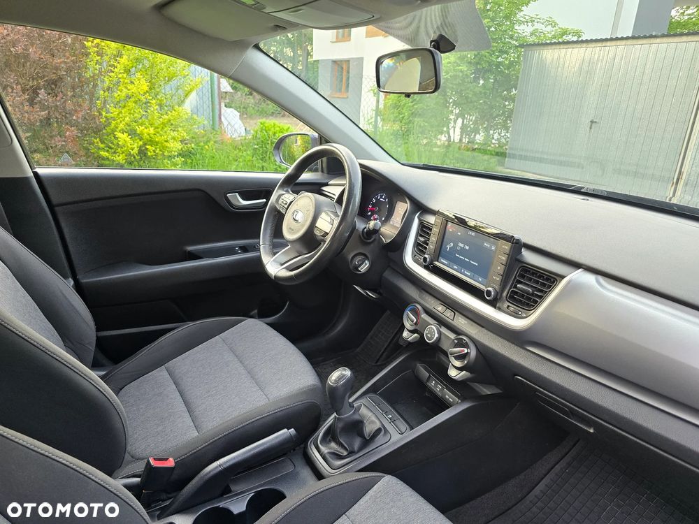 Kia Stonic 1.4 L - 12