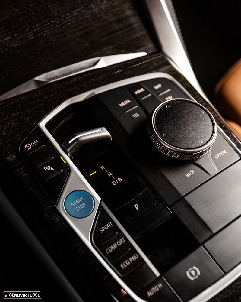 BMW i4 eDrive40 Edição Desportiva M - 20