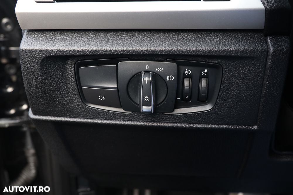 BMW Seria 1 116d Aut. - 19