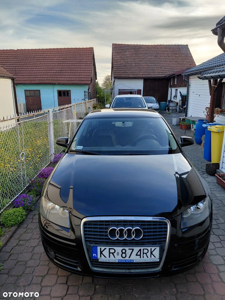 Audi A3 Sportback - 1