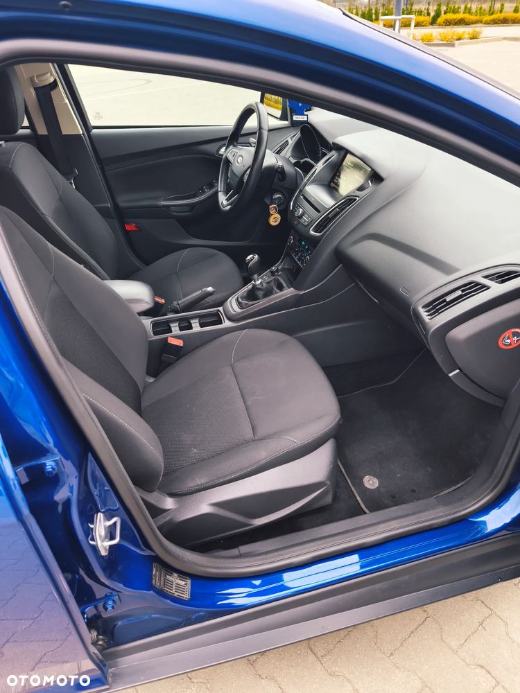 Ford Focus 1.0 EcoBoost Titanium - 16