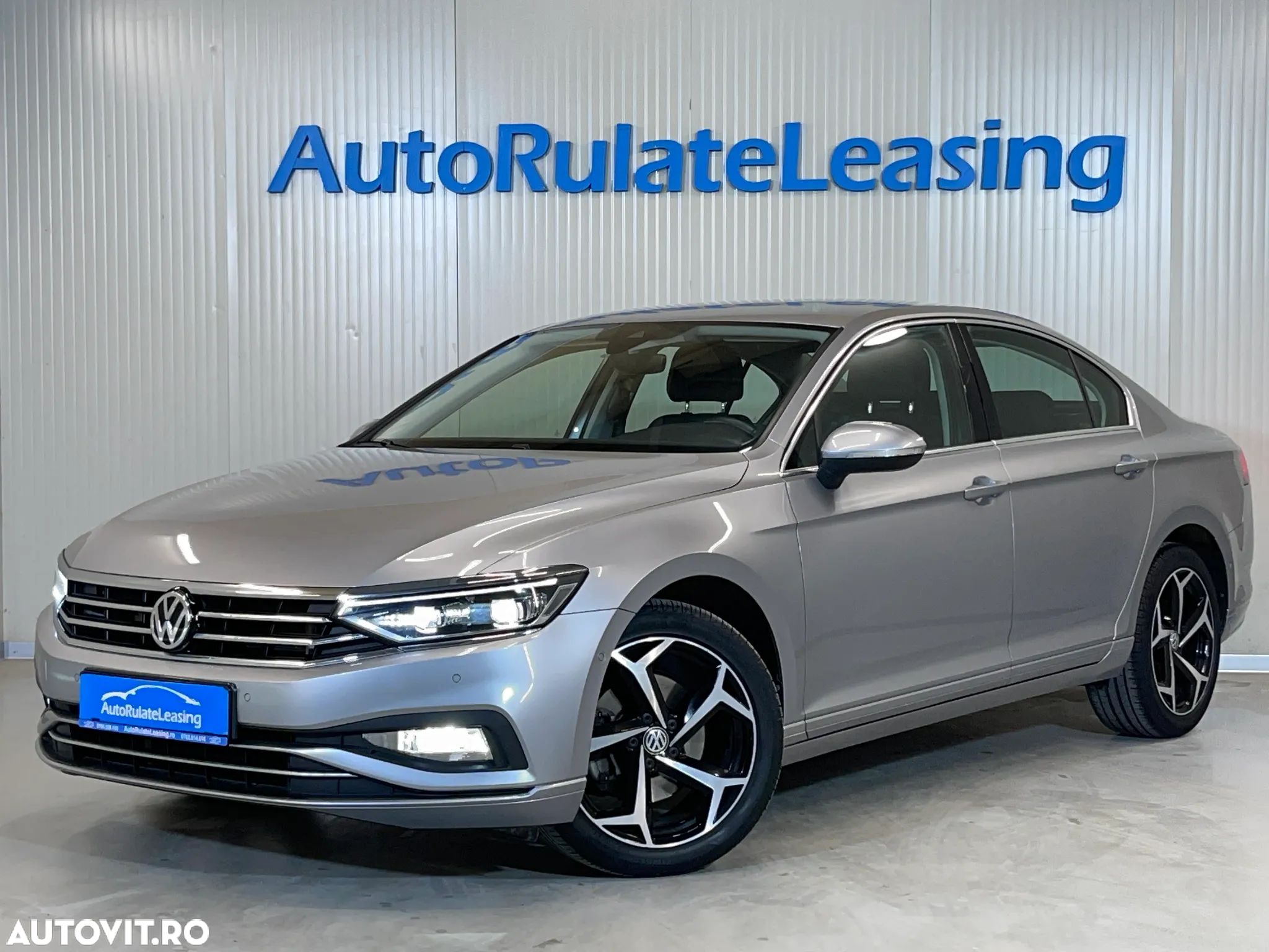 Volkswagen Passat 2.0 TDI DSG Comfortline - 1