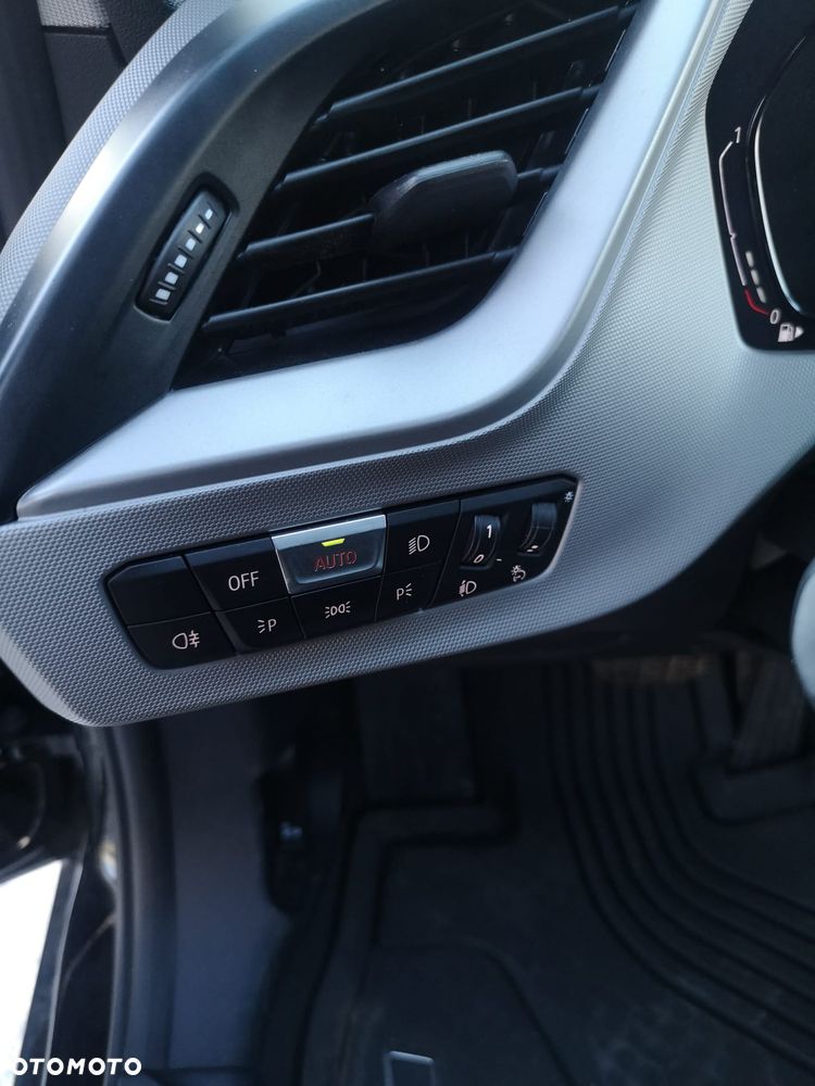 BMW Seria 1 118i Advantage - 13