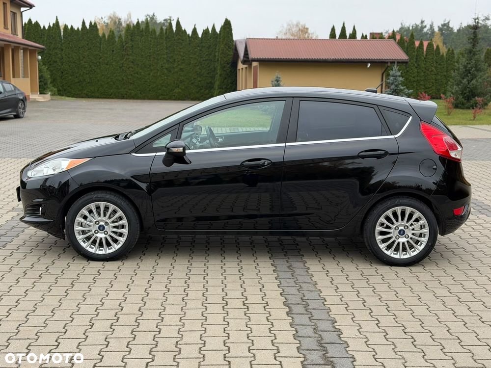 Ford Fiesta - 12