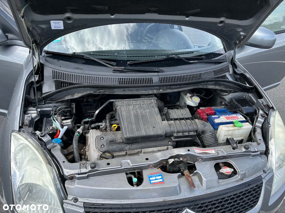 Suzuki Swift 1.3 GC - 16