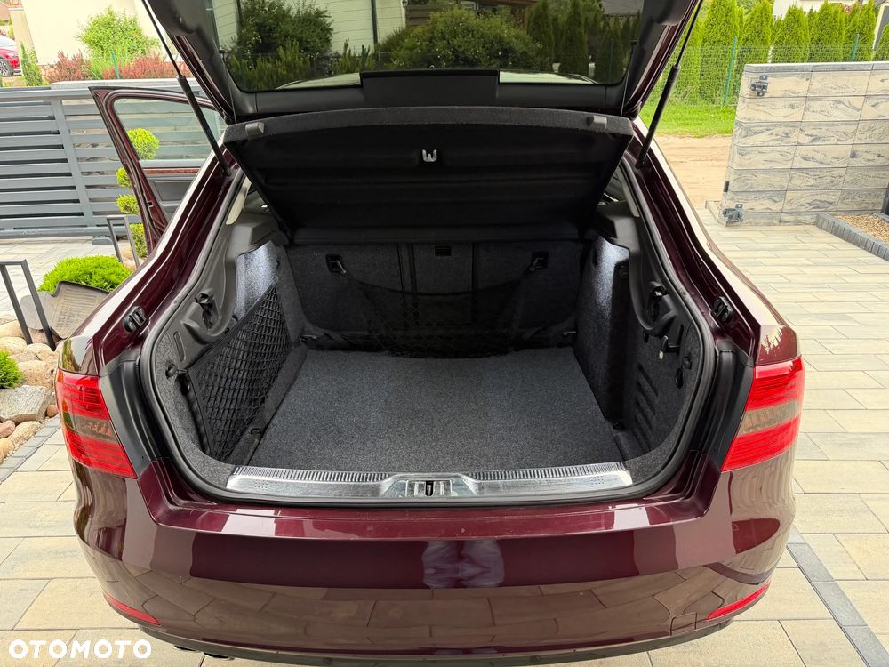 Skoda Superb 1.8 TSI Elegance DSG - 22