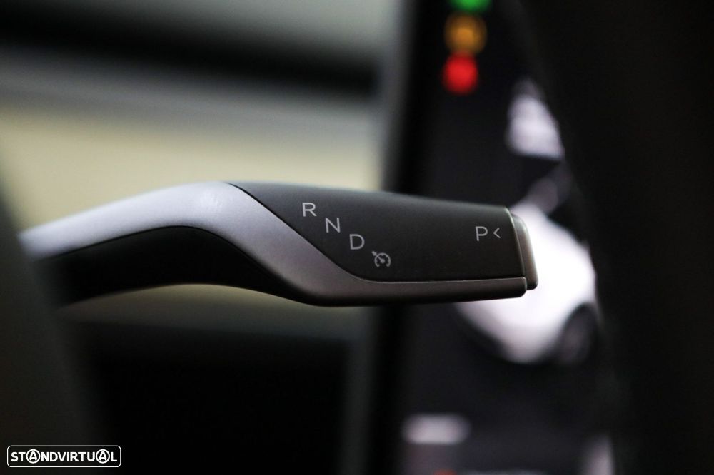 Tesla Model Y Tração Traseira - 22