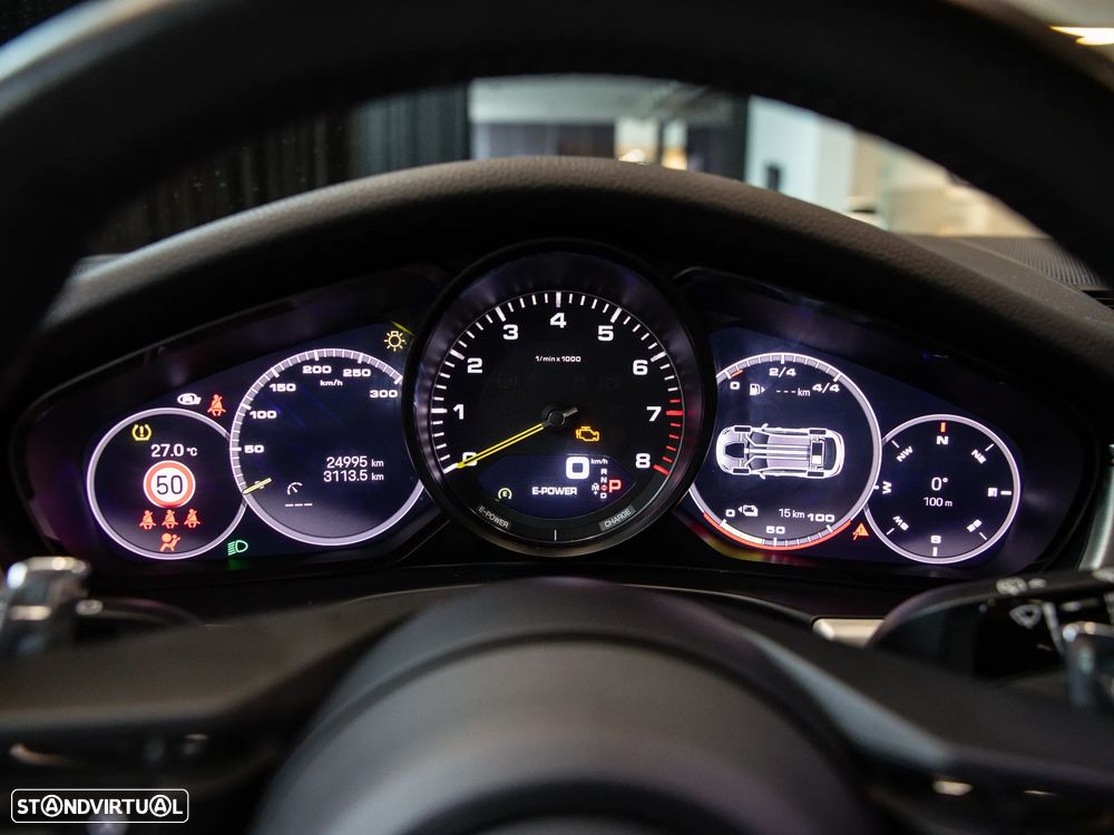Porsche Panamera Sport Turismo 4 E-Hybrid Platinum Edition PDLS - 27