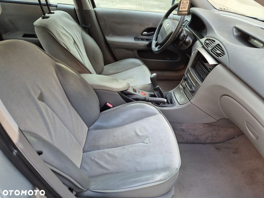 Renault Laguna - 4