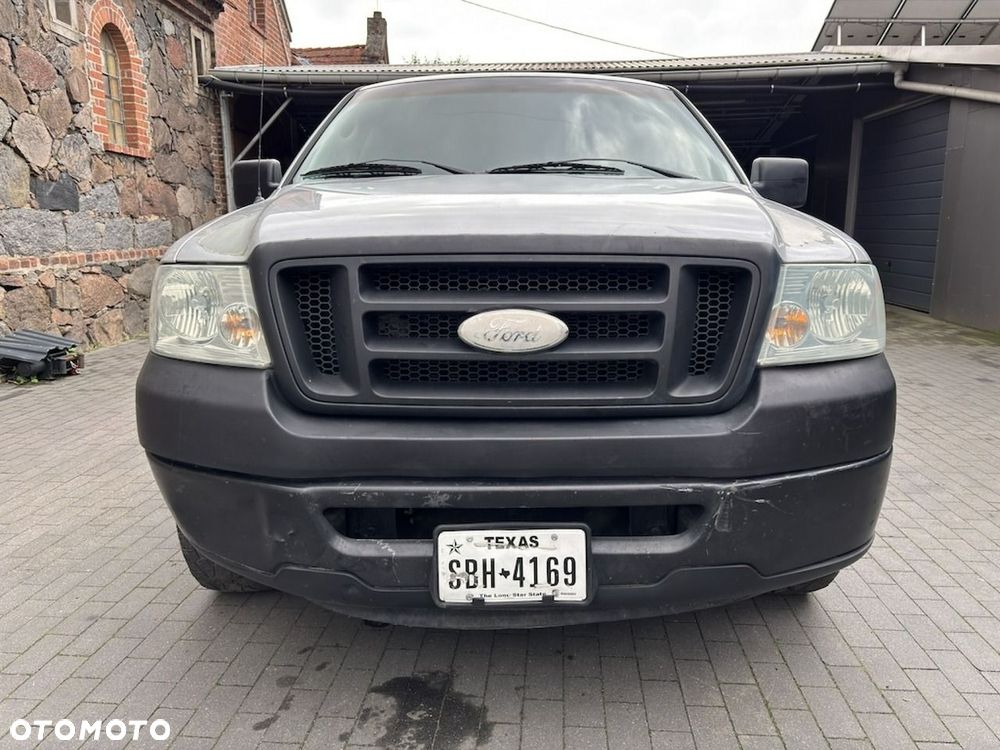 Ford F150 - 4