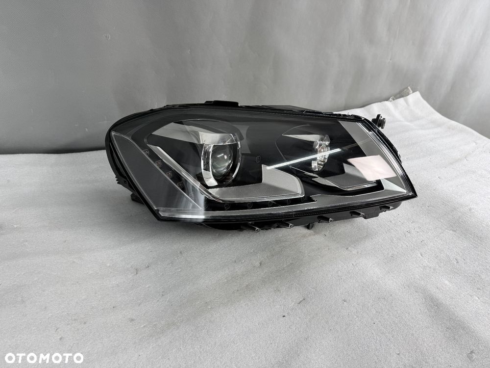 Reflektor lampa przednia prawa Volkswagen PASSAT B7 bi xenon skrętny - 2