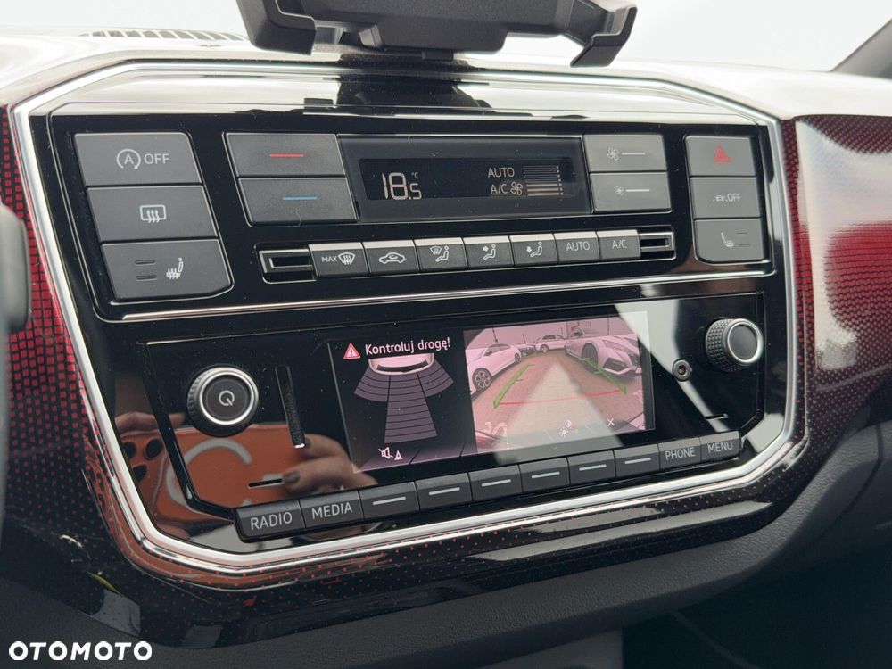 Volkswagen up! 1.0 TSI GTI - 20