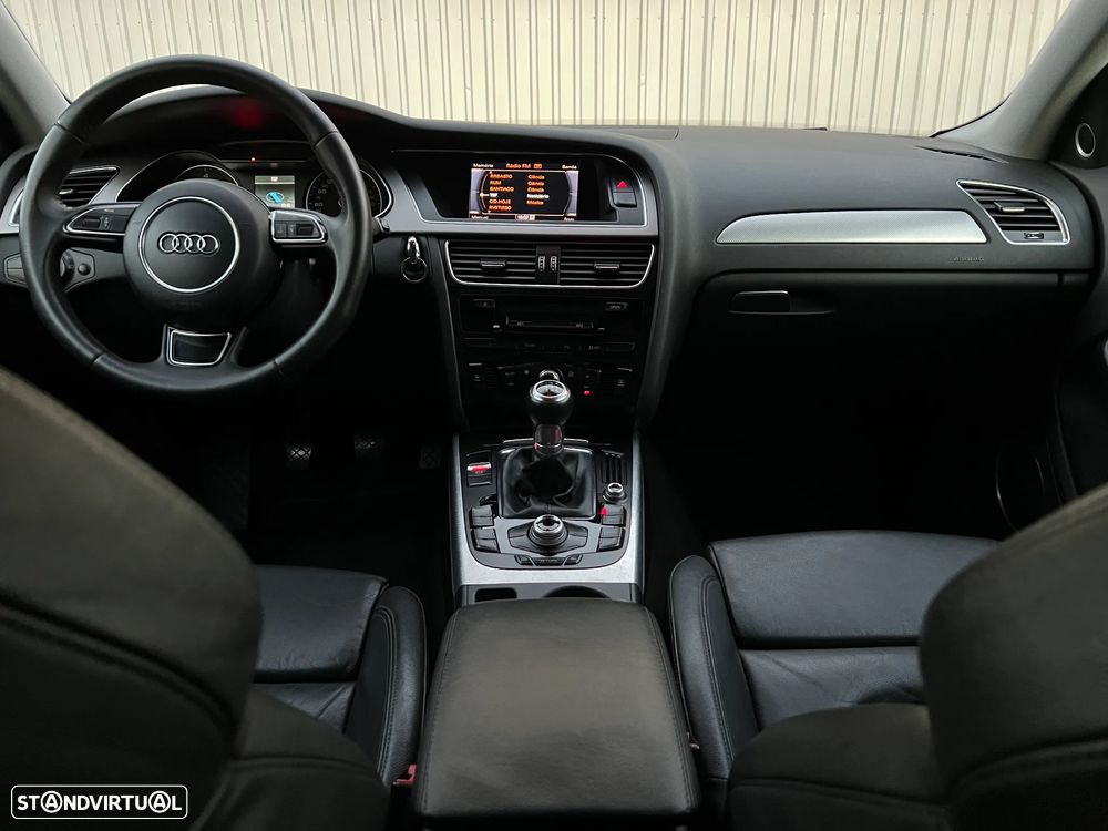 Audi A4 Avant 2.0 TDI Sport - 30
