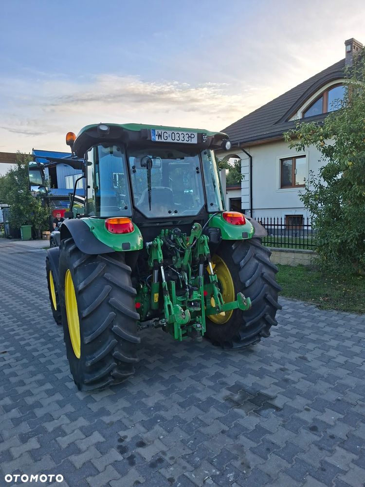 John Deere 5100m - 4