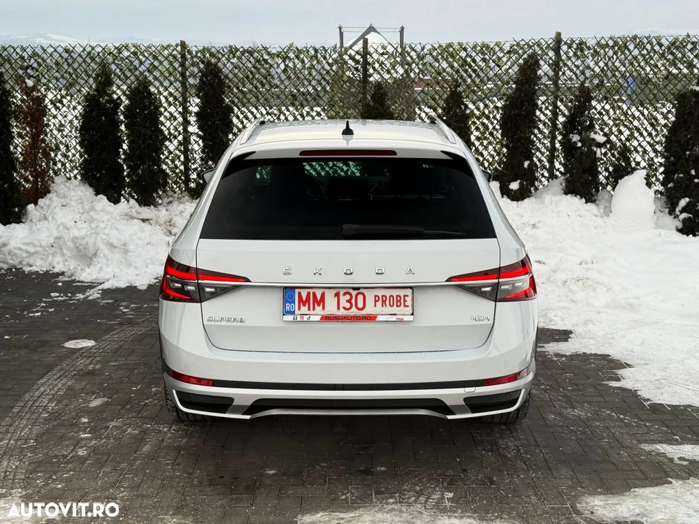 Skoda Superb 2.0 TDI 4X4 DSG Scout - 9