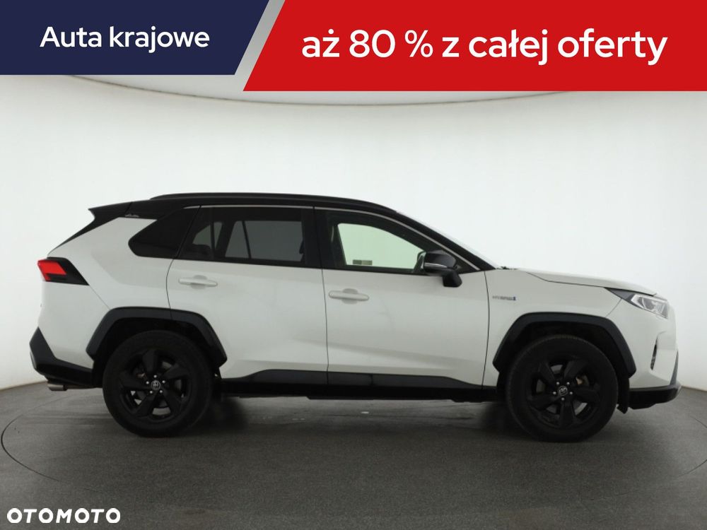 Toyota RAV4 - 8