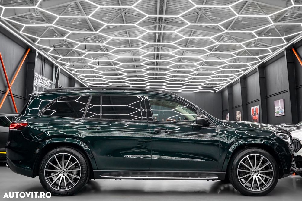 Mercedes-Benz GLS - 30