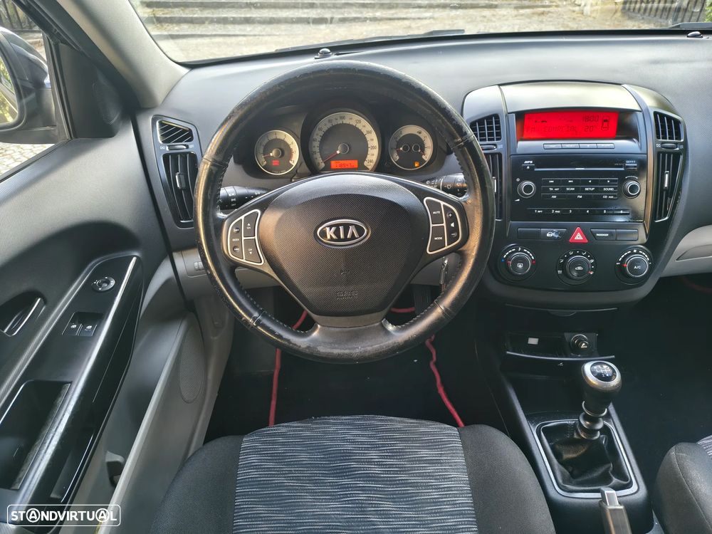 Kia Ceed SW 1.4 CVVT LX - 20